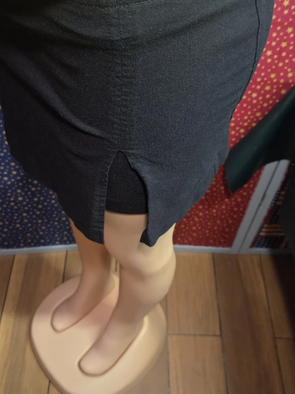 **Women's Black Mini Skirt with Side Slit** - Picture 4 of 6